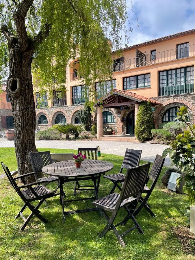 Hotel Sant Bernat Montseny Exterior foto