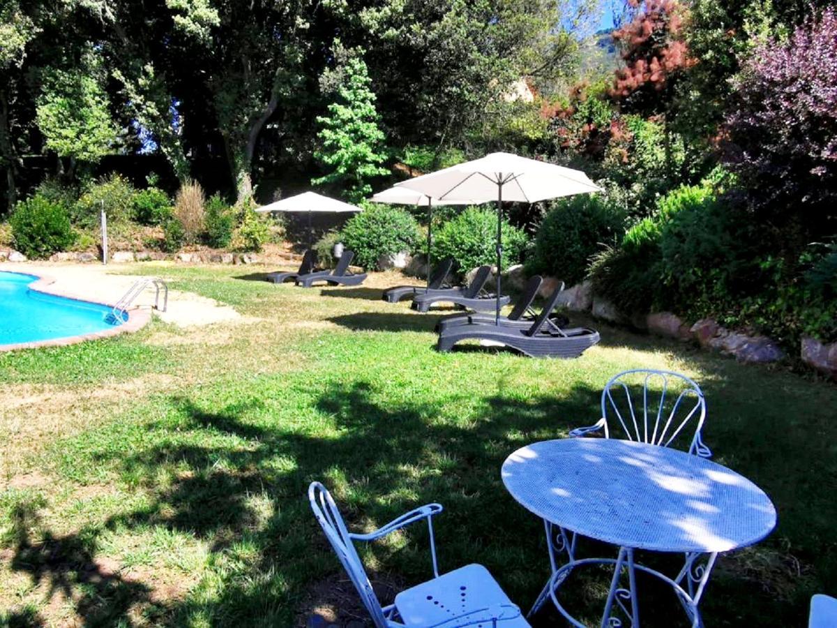Hotel Sant Bernat Montseny Exterior foto