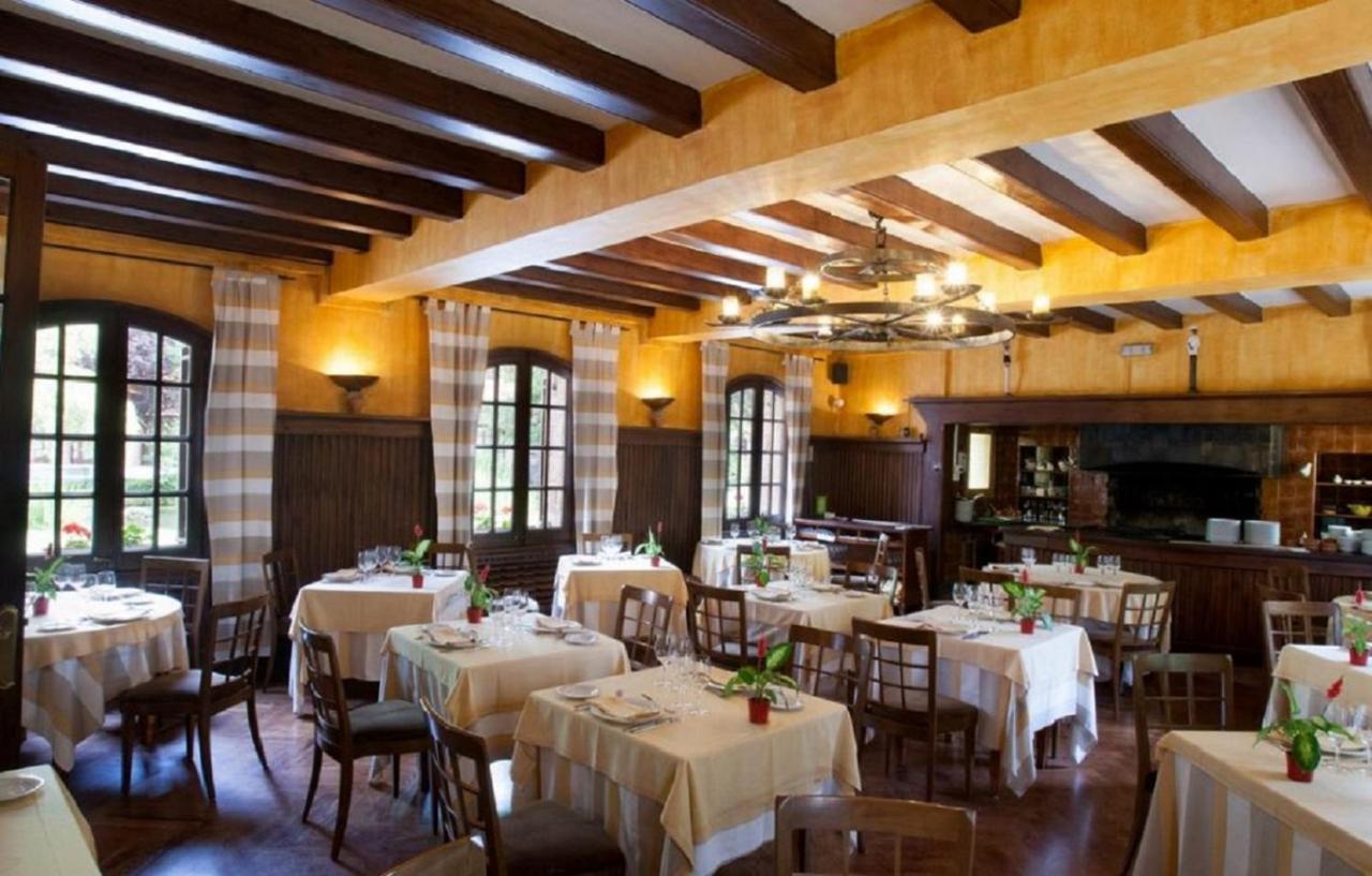 Hotel Sant Bernat Montseny Exterior foto